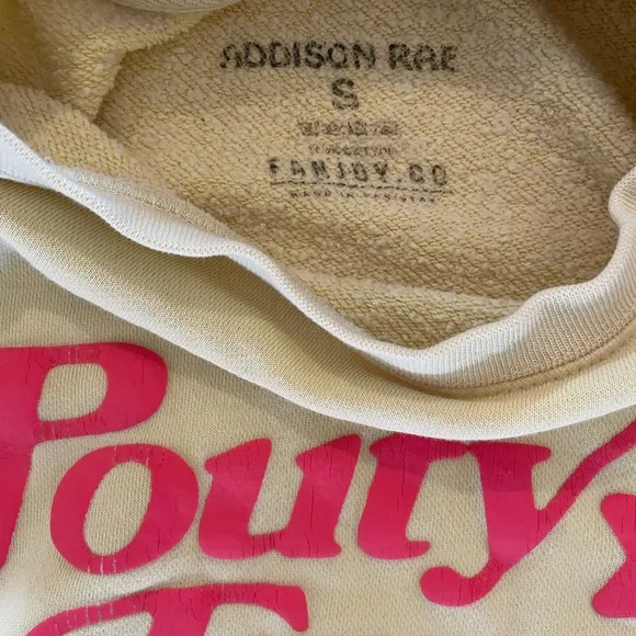 Addison Rae - Picture 2 of 2